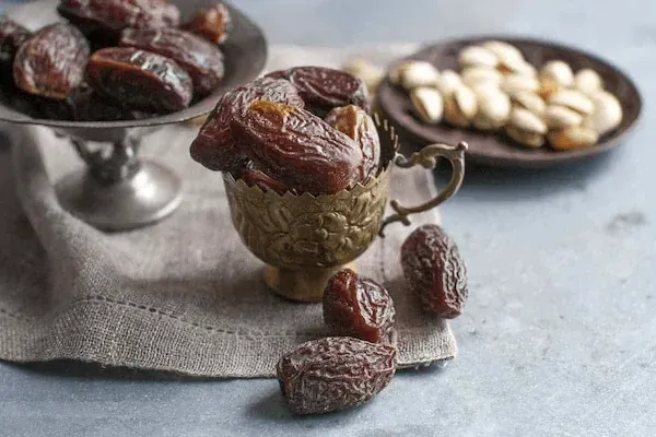 راهنمای خرید خرما کلوته درجه یک + قیمت عالی